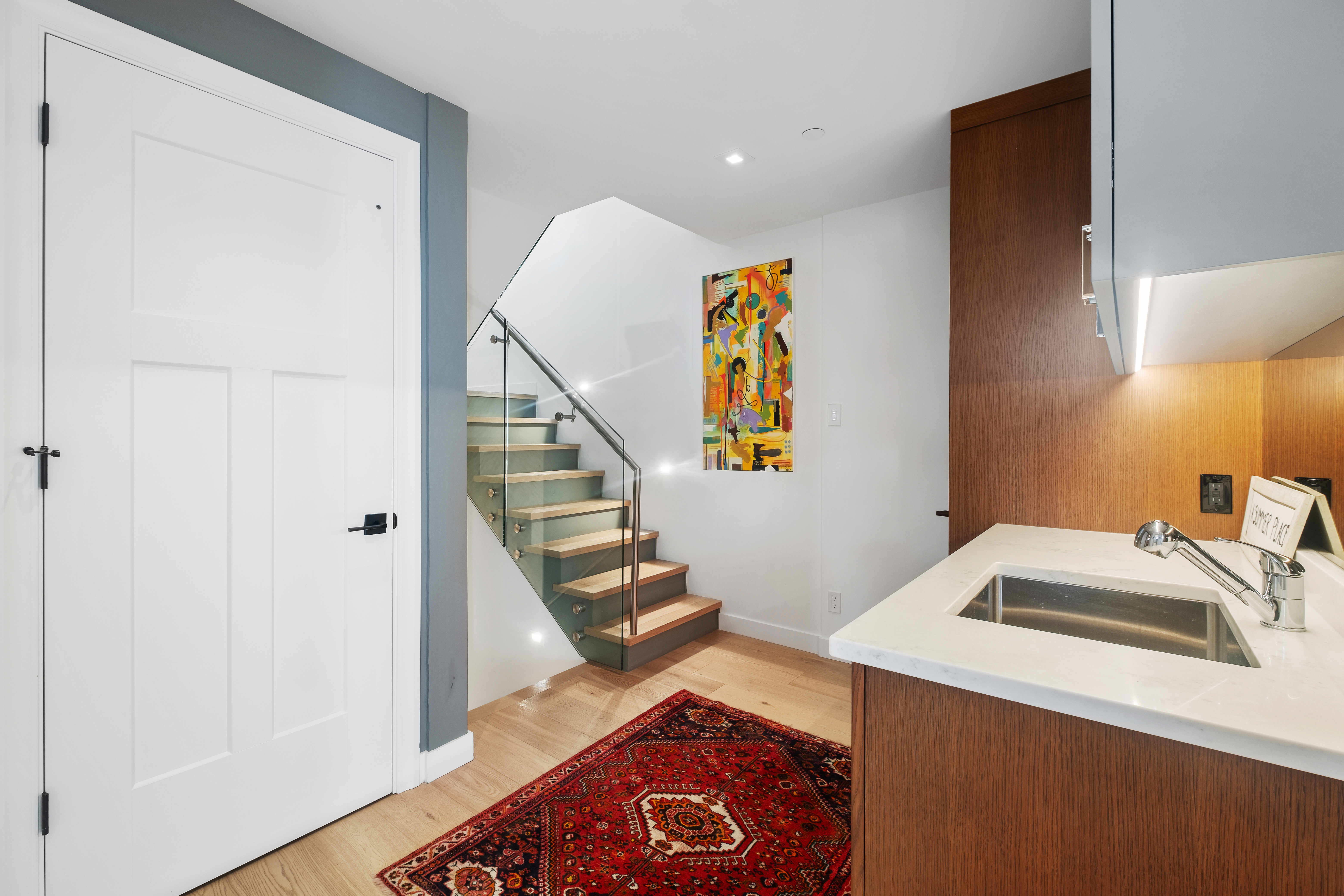 15046 Buena Vista Avenue